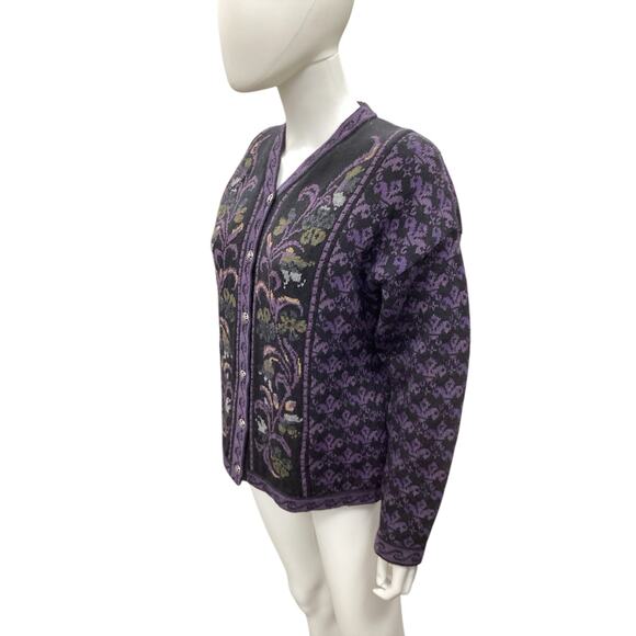 Cherry Lewis Cardigan Women’s Size M 100% Wool V-Neck Short Flower Motif Purple - Picture 2 of 5